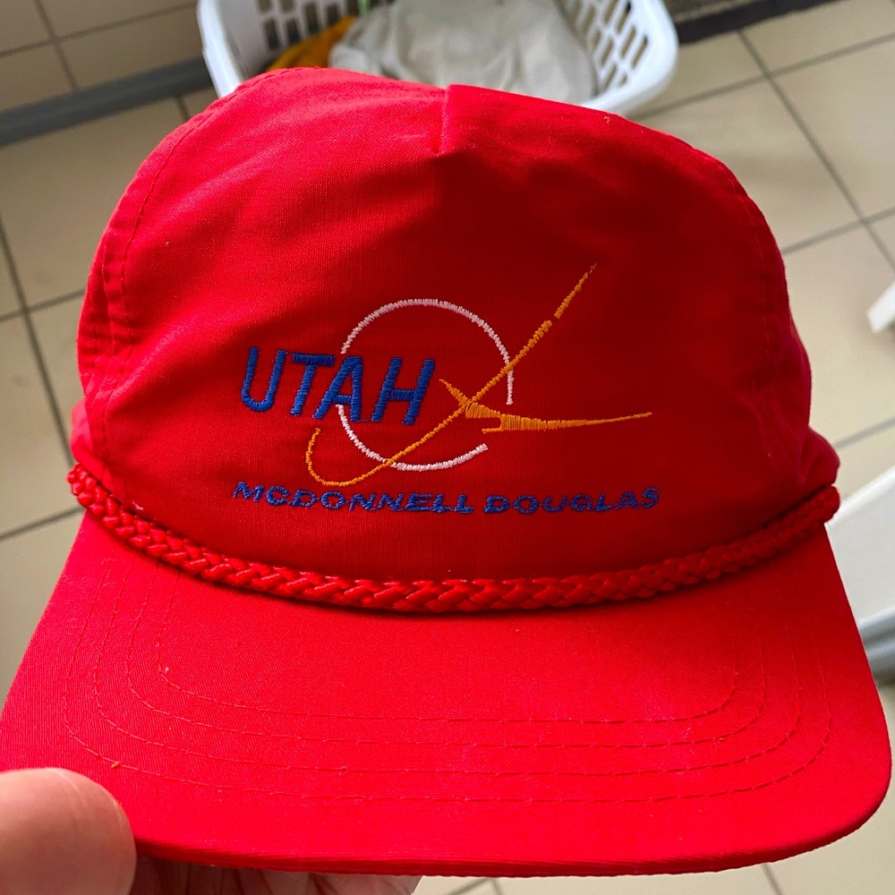 Vintage trucker/cord hat ***PRISTINE***